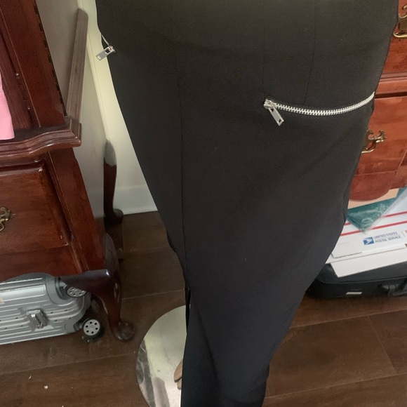 Zara Skirt - Picture 2 of 5